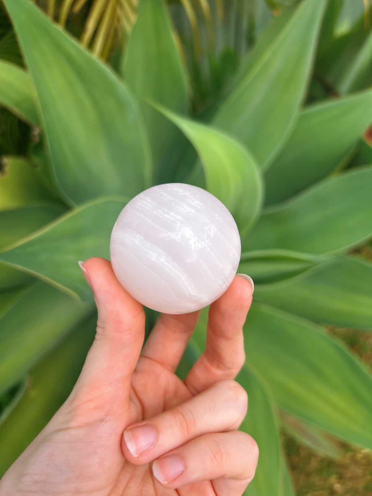 Mangano Calcite Sphere