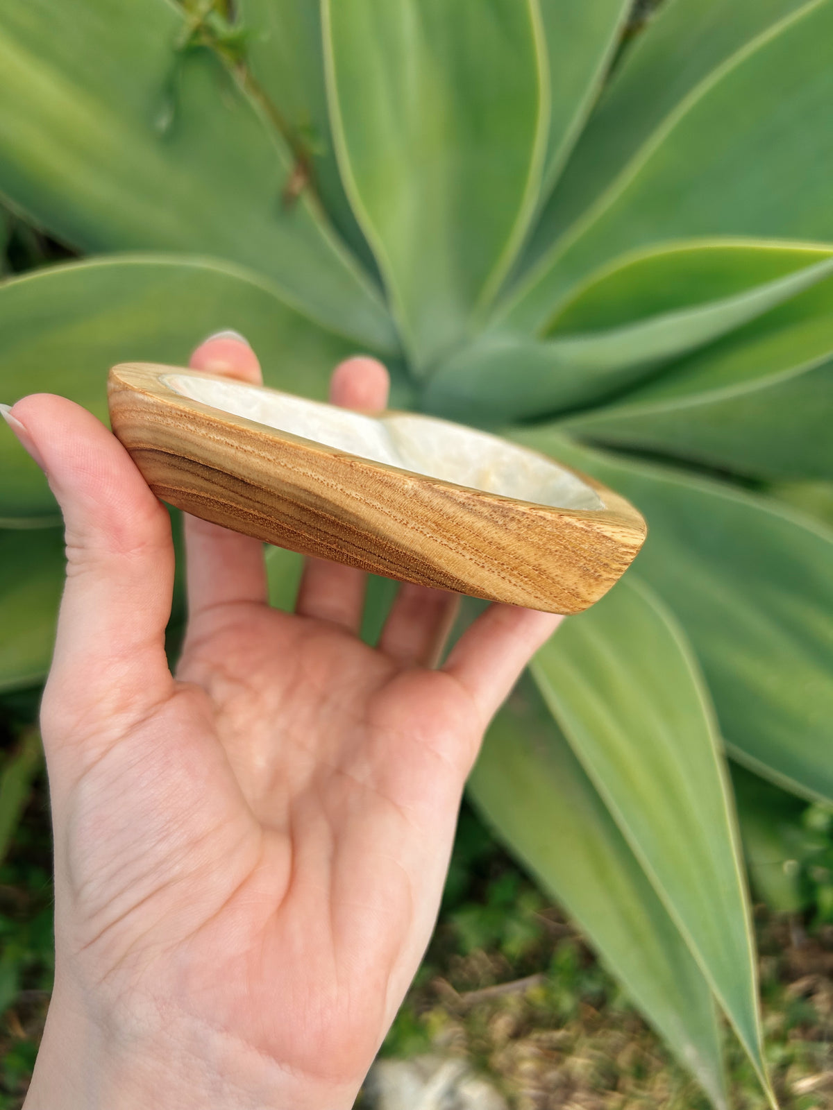 Heart Trinket Dish (white shell)
